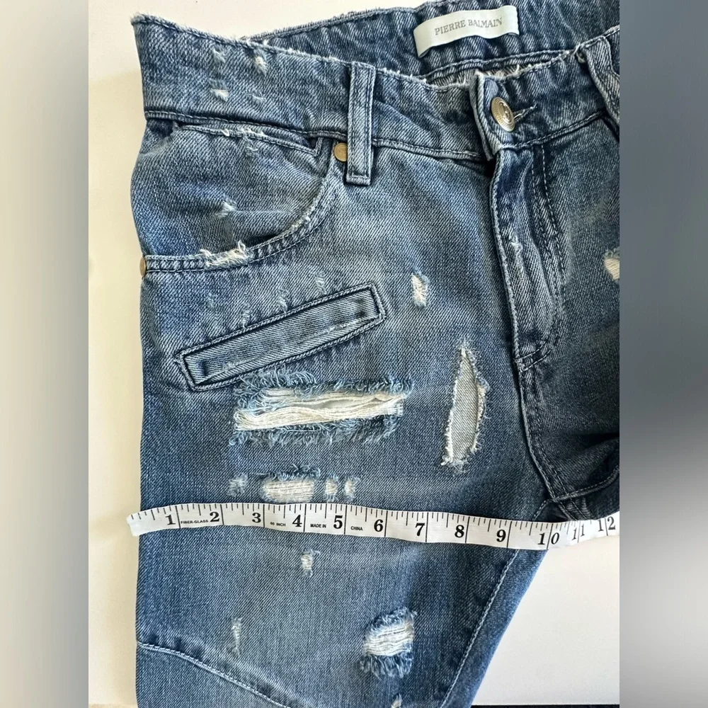 Pierre Balmain Women’s Distressed Blue Jeans size 24